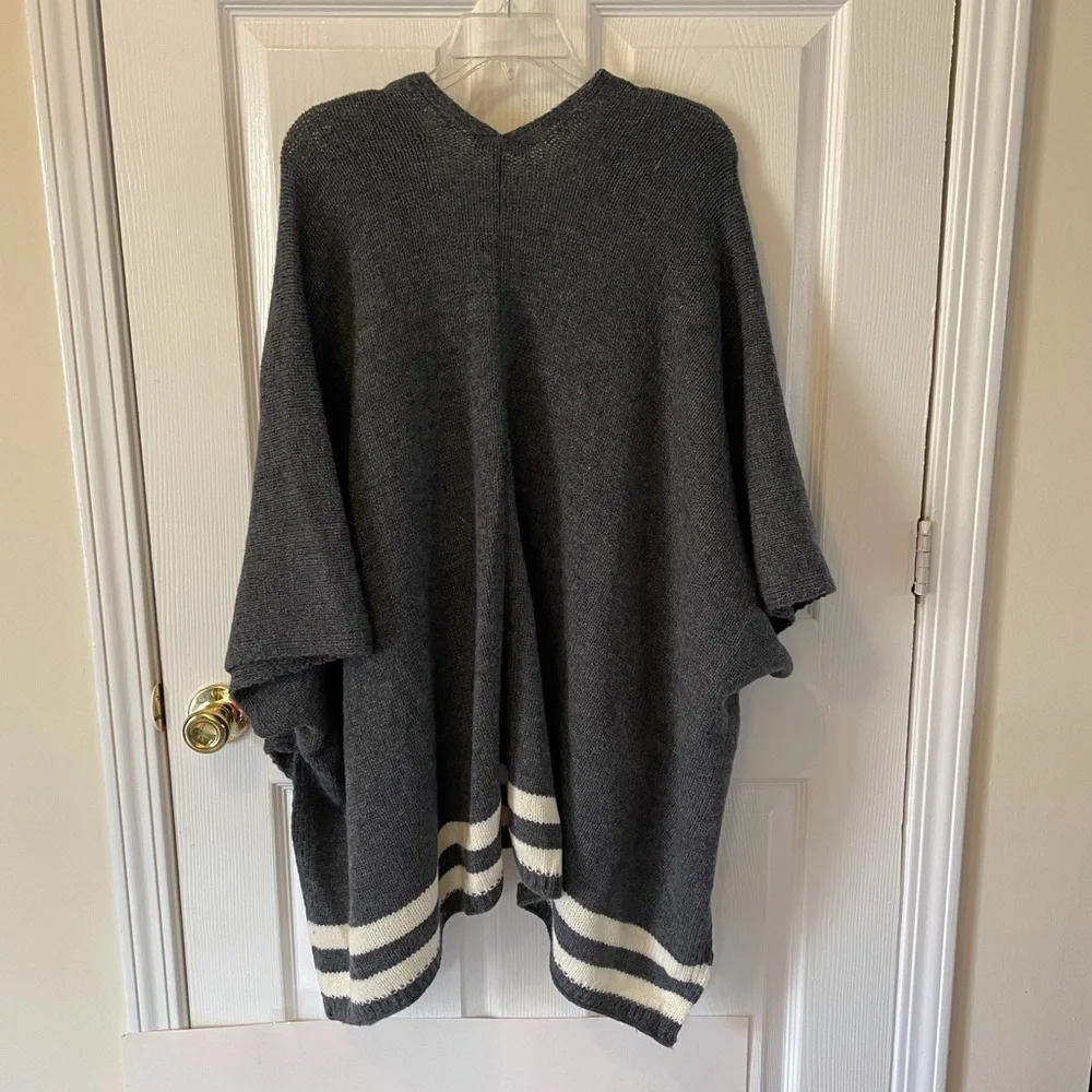 Open-Front Knit Poncho Cape in Charcoal with Cream Trim